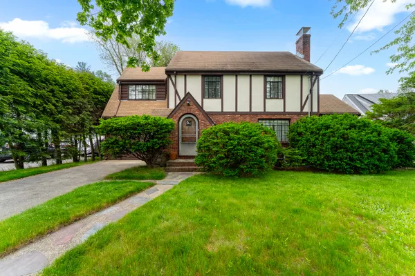 $1,399,000 | 21 Whittlesey Road, Newton, MA 02459