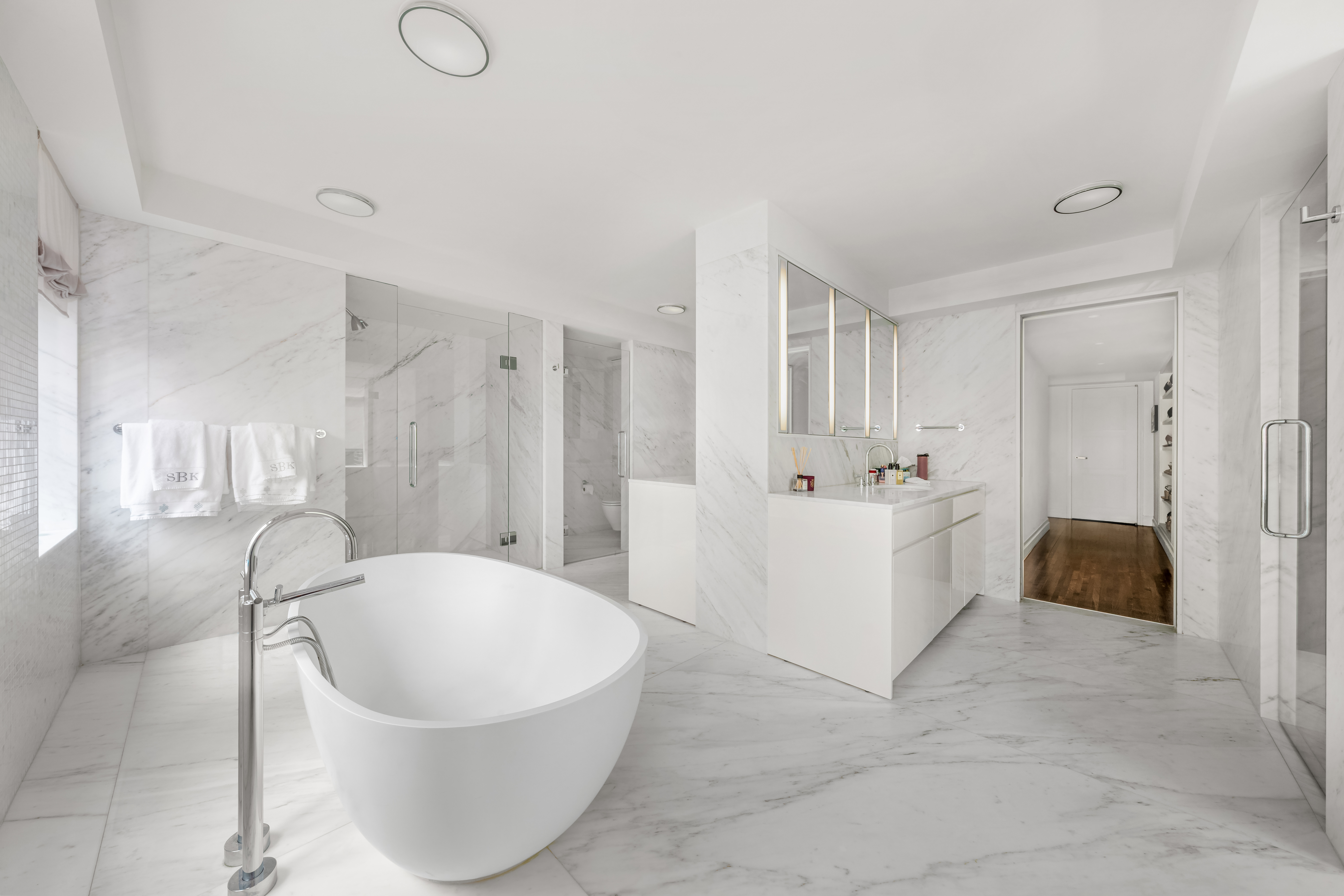 737 Park Avenue, Unit 19A Manhattan, NY 10021 - Photo 13 of 27