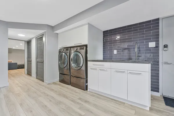 $2,375,000 | 1228 Perry William Drive, McLean, VA 22101