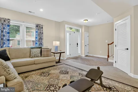 $785,000 | 505 Uptown Street, Gaithersburg, MD 20878