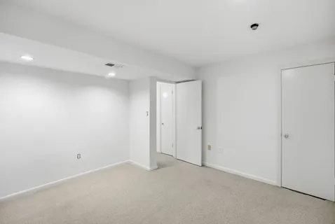 Contact Agent | 11213 Broad Green Drive, Potomac, MD 20854