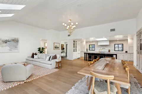 $995,000 | 2508 Comburg Castle Way, Austin, TX 78748