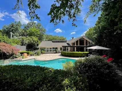 Contact Agent | 1406 Coventry Lane, Alexandria, VA 22304