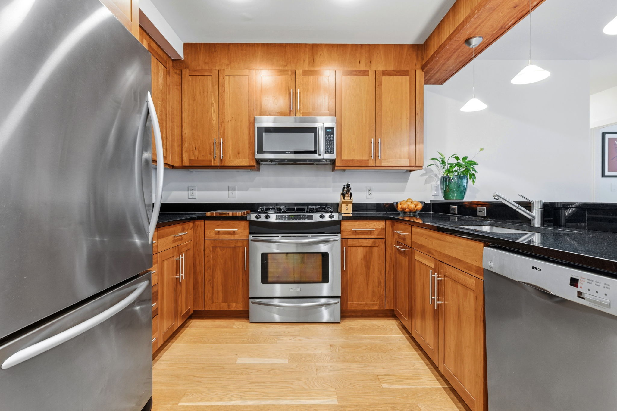 80 Broad Street, Unit 602 Boston, MA 02110 - Photo 5 of 35