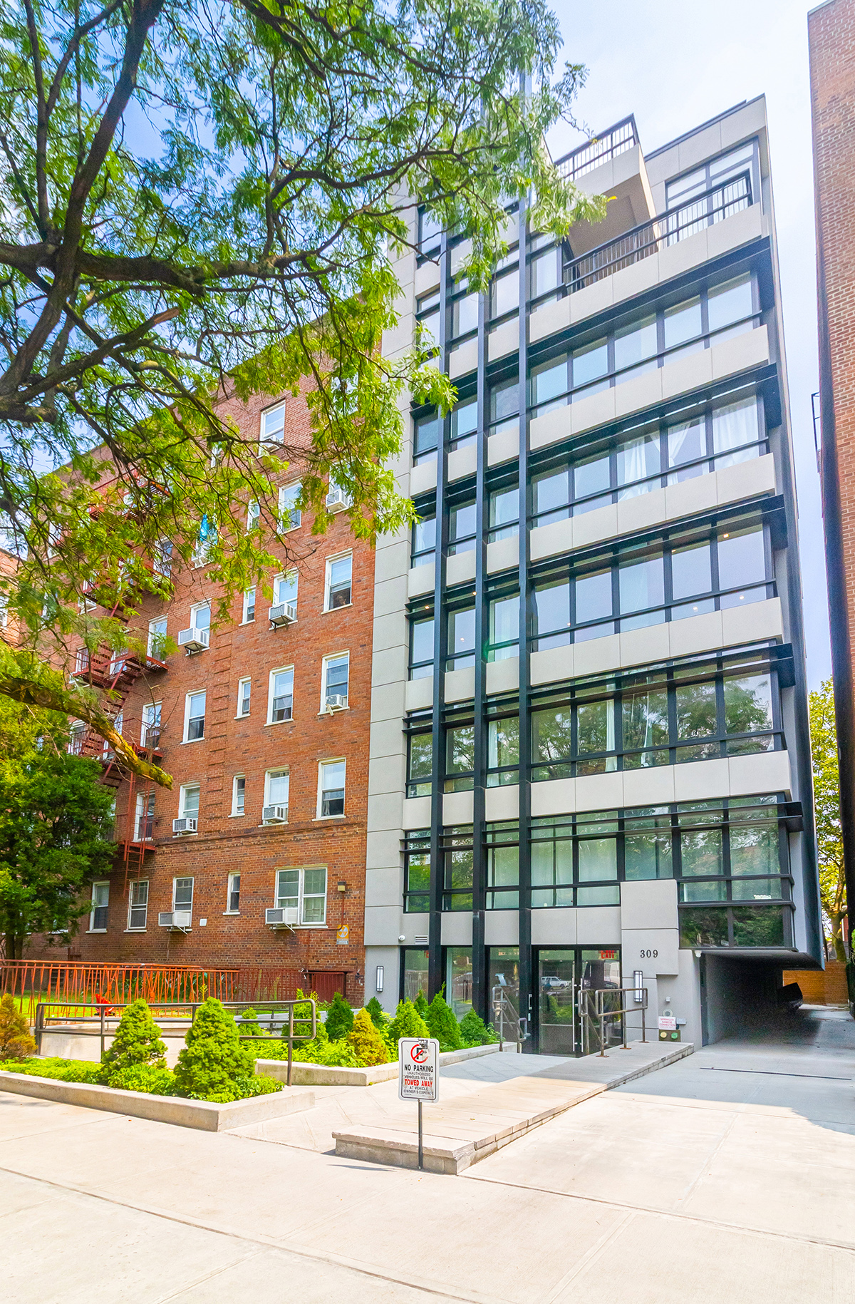 309 Ocean Parkway, Unit 4F Brooklyn, NY 11218 - Photo 13 of 14