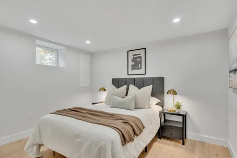 Contact Agent | 544 Pearl Street, Reading, MA 01867