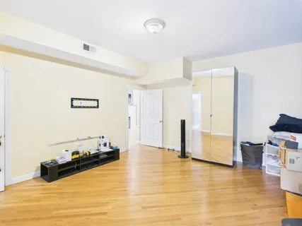 $345,000 | 5237 South Michigan Avenue, Unit 2N, Chicago, IL 60615