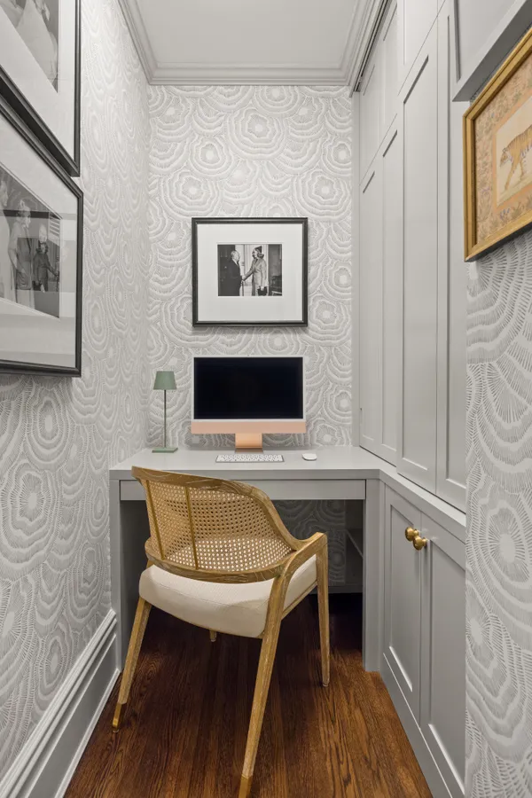 $999,000 | 23 East 74th Street, Unit 7E | Lenox Hill