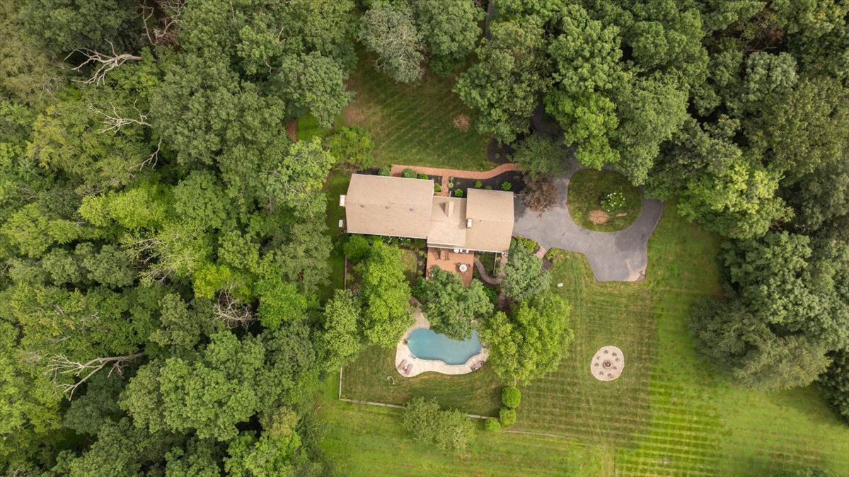 $1,599,000 | 17 Quail Drive, Doylestown, PA 18901