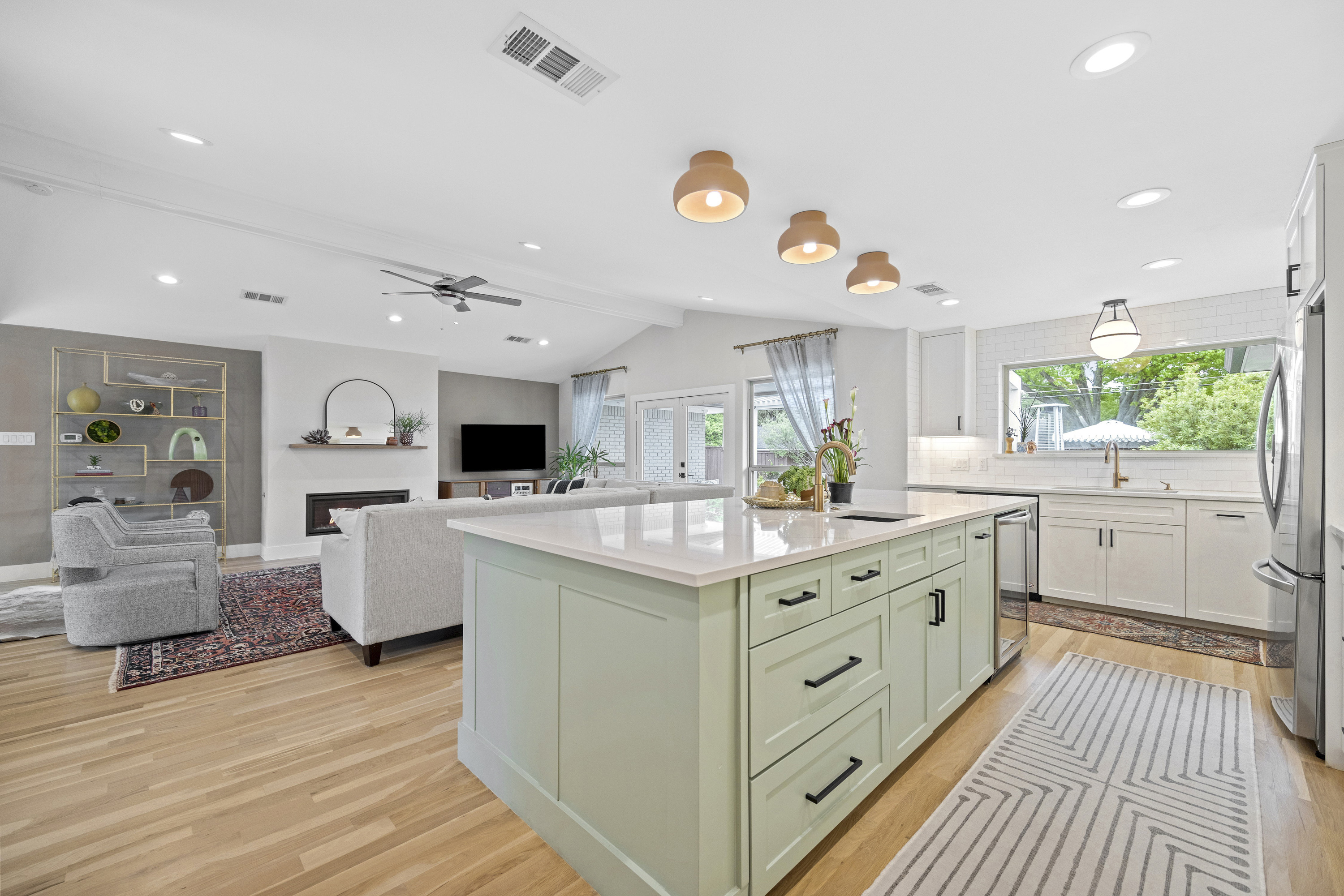 7714 Fallmeadow Lane Dallas, TX 75248 - Photo 8 of 37