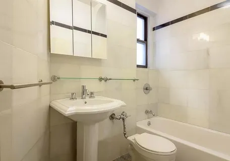 $5,795 | 90 Thompson Street, Unit A2 | SoHo