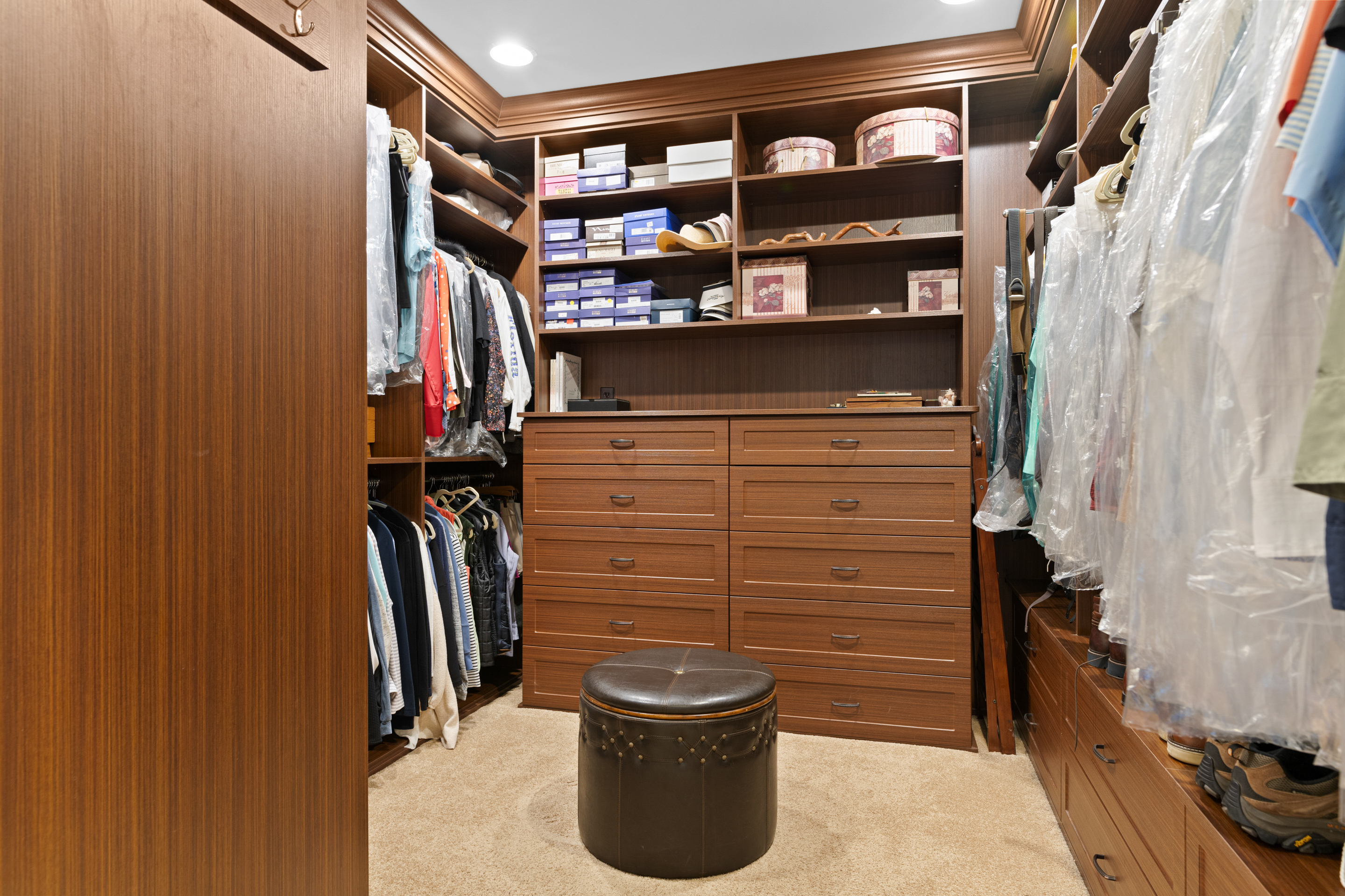 791 Grubbs Mill Road Berwyn, PA 19312 - Photo 35 of 76 a view of walk in closet