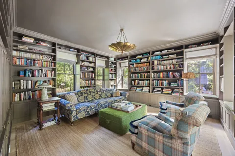 $9,995,000 | 102 & 104 Two Holes Water Road, East Hampton, NY 11937