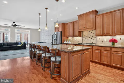 $785,000 | 505 Uptown Street, Gaithersburg, MD 20878