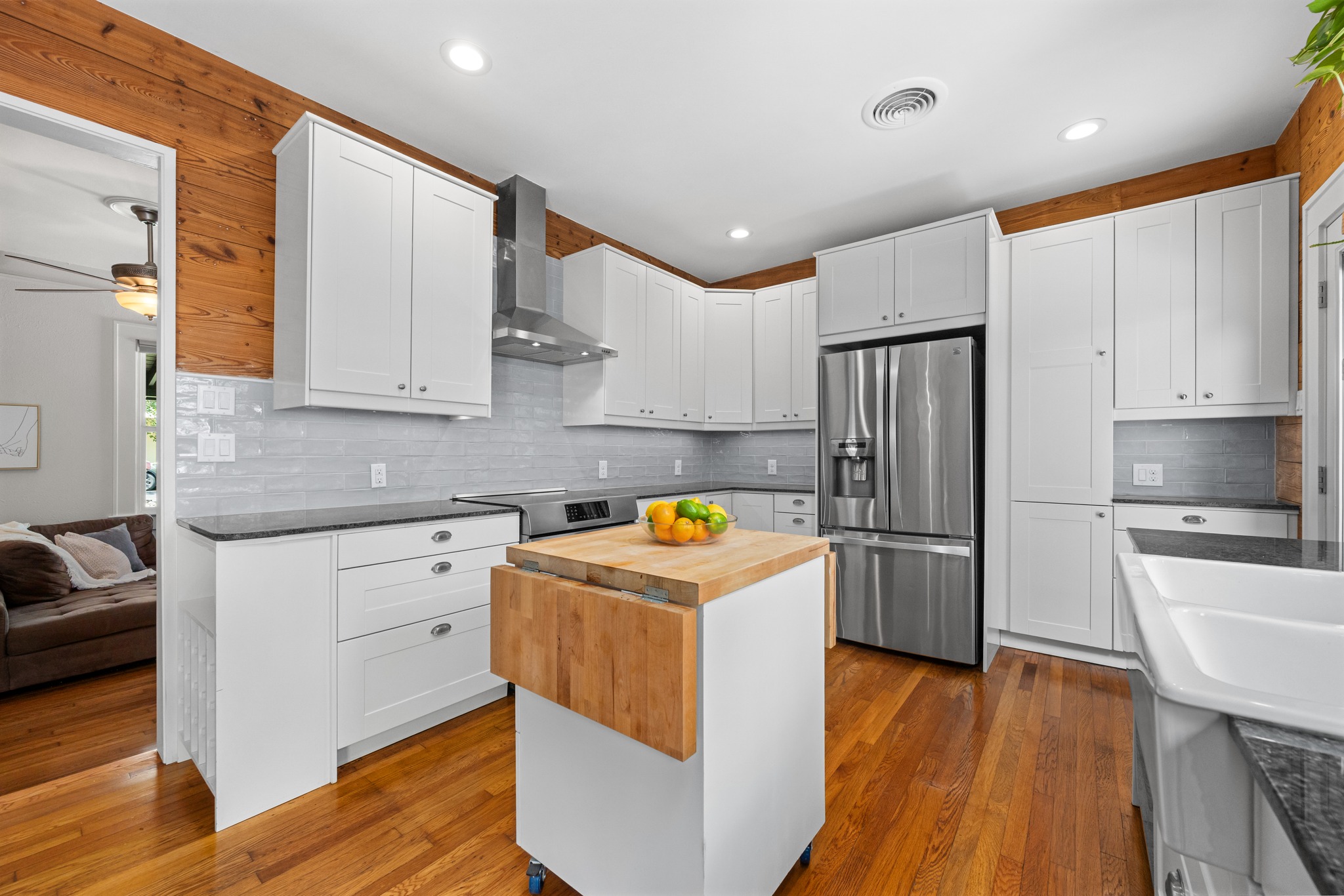 2215 Balboa Road Austin, TX 78733 - Photo 12 of 37