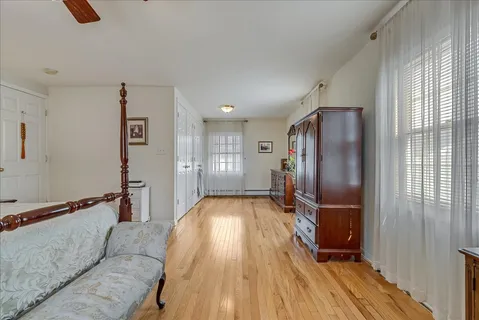 $899,000 | 40 Catherine Court, Cedar Grove, NJ 07009