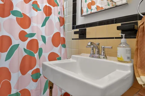 Contact Agent | 1 Scott Circle Northwest, Unit 106, Washington, DC 20036