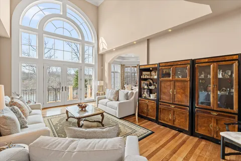 $2,750,000 | 10036 Lake Occoquan Drive, Manassas, VA 20111