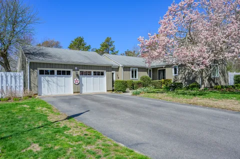 $1,395,000 | 55 Tonela Lane, Barnstable, MA 02630