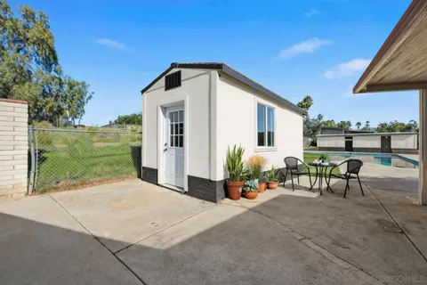 $800,000 | 612 Momar Lane, Escondido, CA 92027