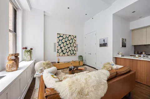 $1,595,000 | 260 Park Avenue South, Unit 4E | Flatiron