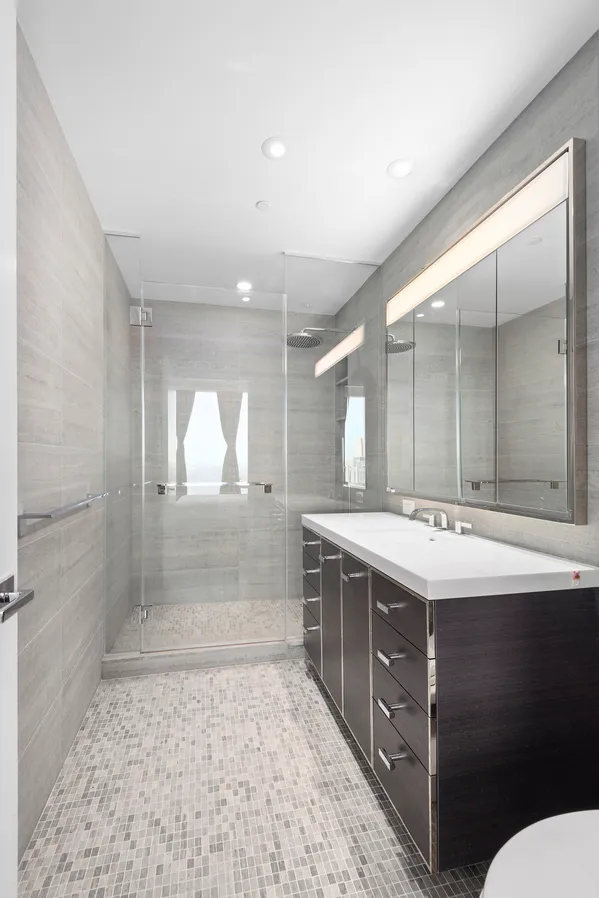 $8,995 | 252 South Street, Unit 48A | Two Bridges