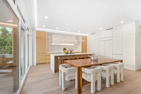 $4,995,000 | 420 East 75th Street, Unit 6 | Lenox Hill