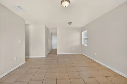 $750,000 | 812 Northwest 70th Street, Miami, FL 33150