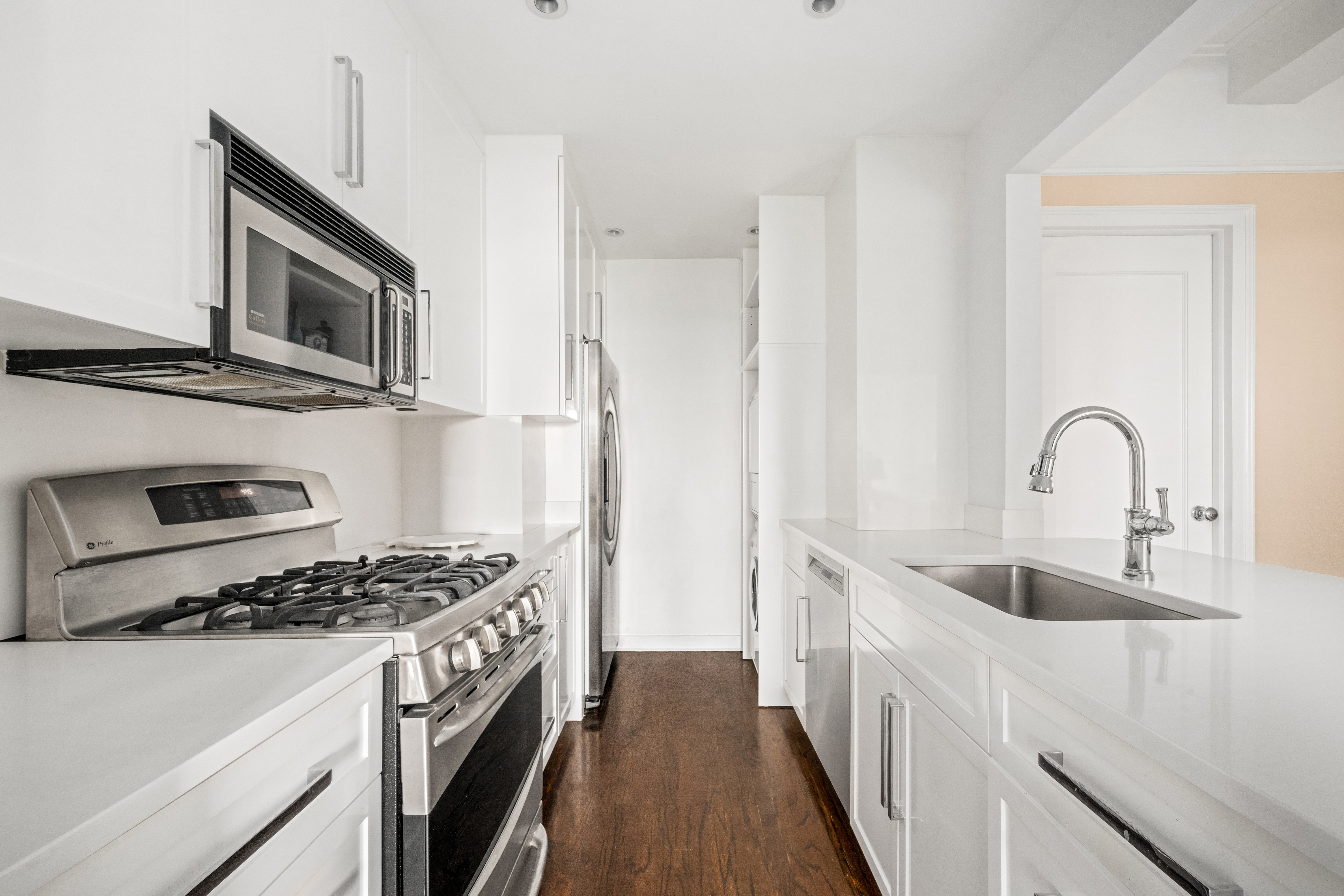 65 Central Park West, Unit 10E Manhattan, NY 10023 - Photo 5 of 12