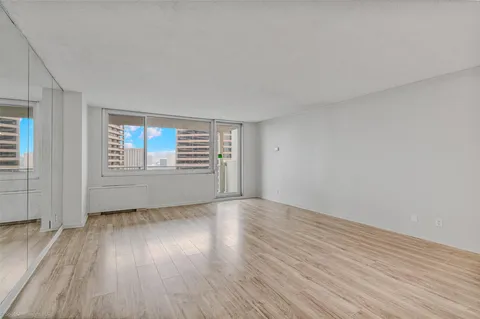 $185,000 | 3883 Turtle Creek Boulevard, Unit 1611, Dallas, TX 75219