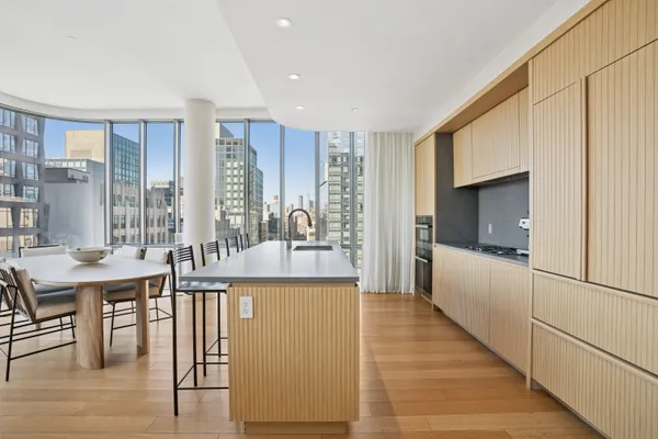 $30,000 | 565 Broome Street, Unit N18A | Hudson Square