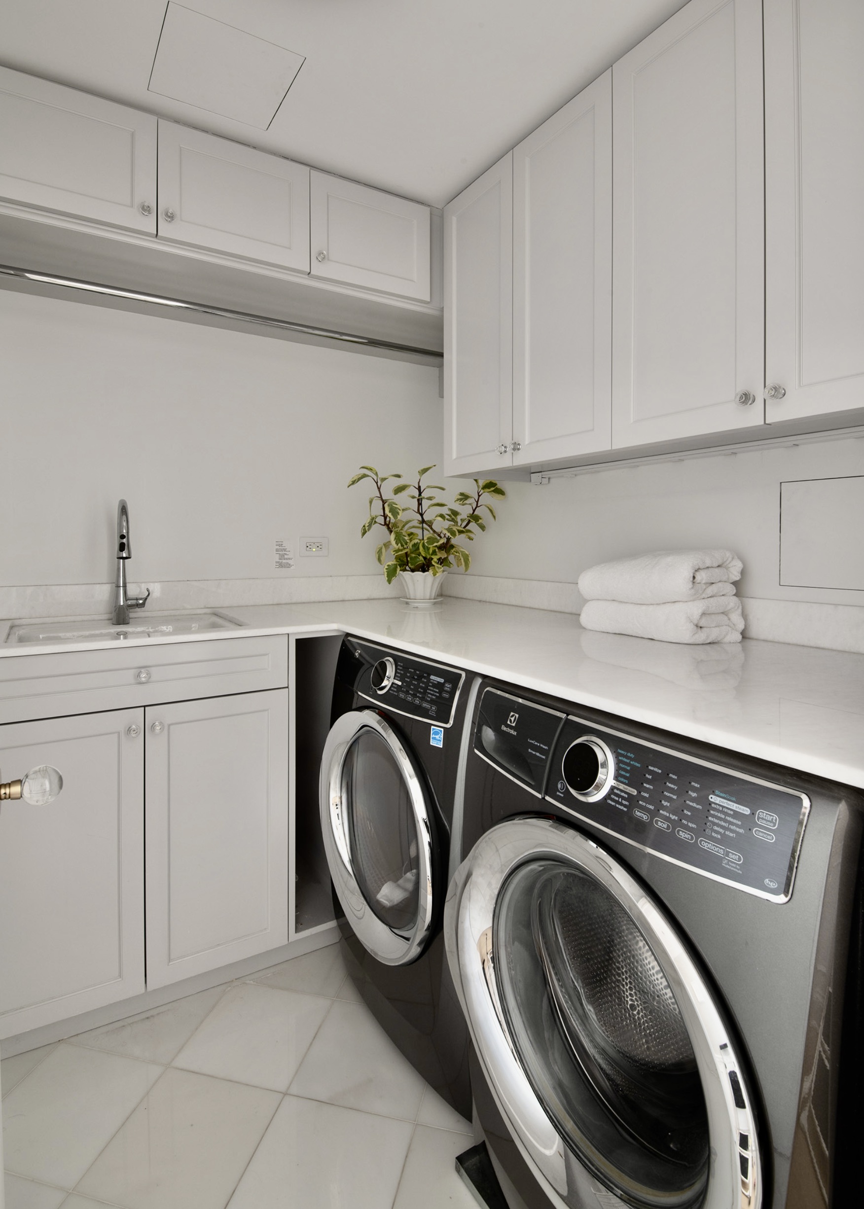 114 East 90th Street, Unit 6CD Manhattan, NY 10128 - Photo 18 of 23