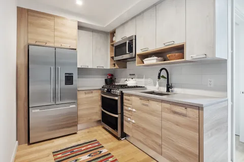 $1,695,000 | 55 Maspeth Avenue, Unit 5R | East Williamsburg