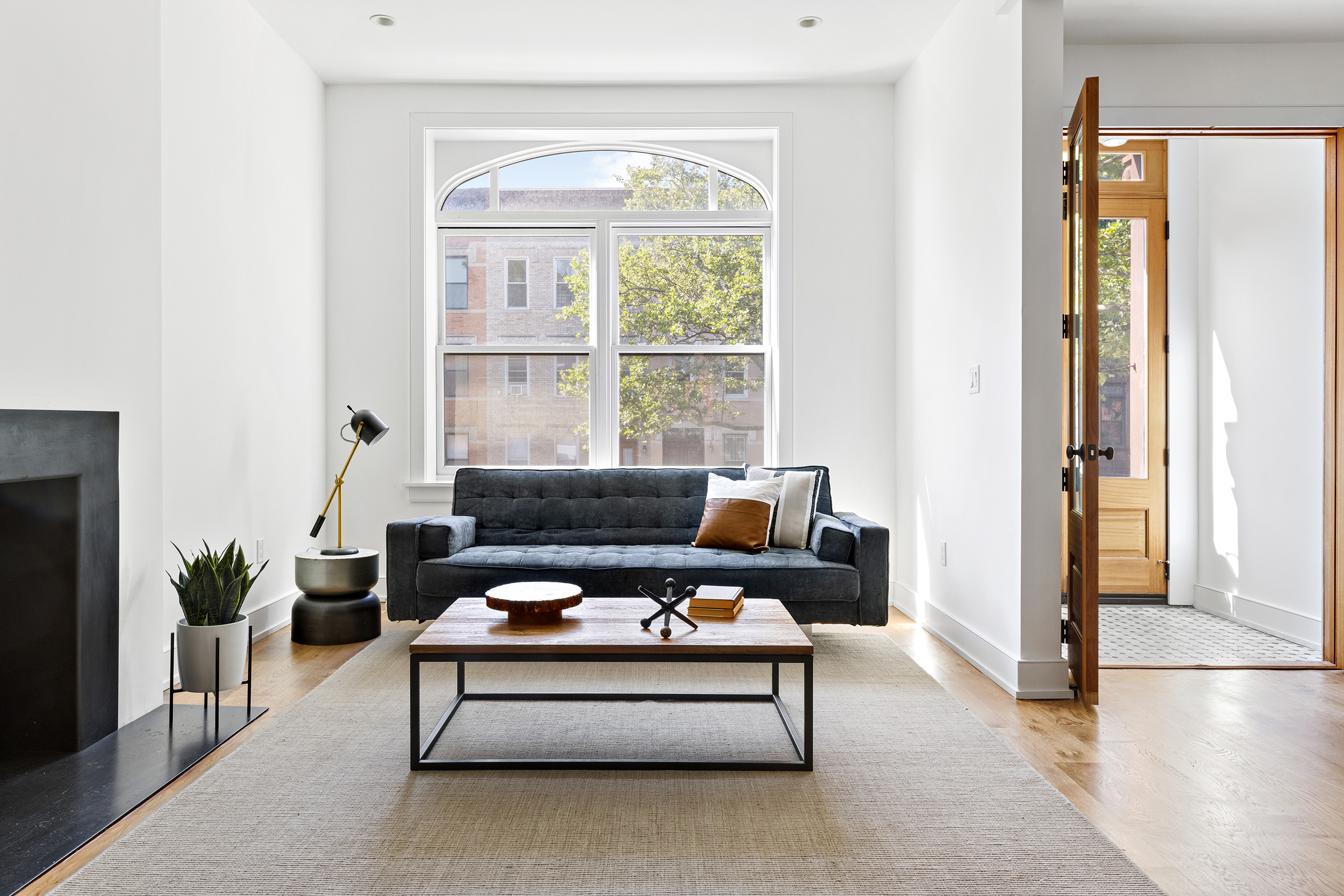 513 MacDonough Street Brooklyn, NY 11233 - Photo 2 of 18