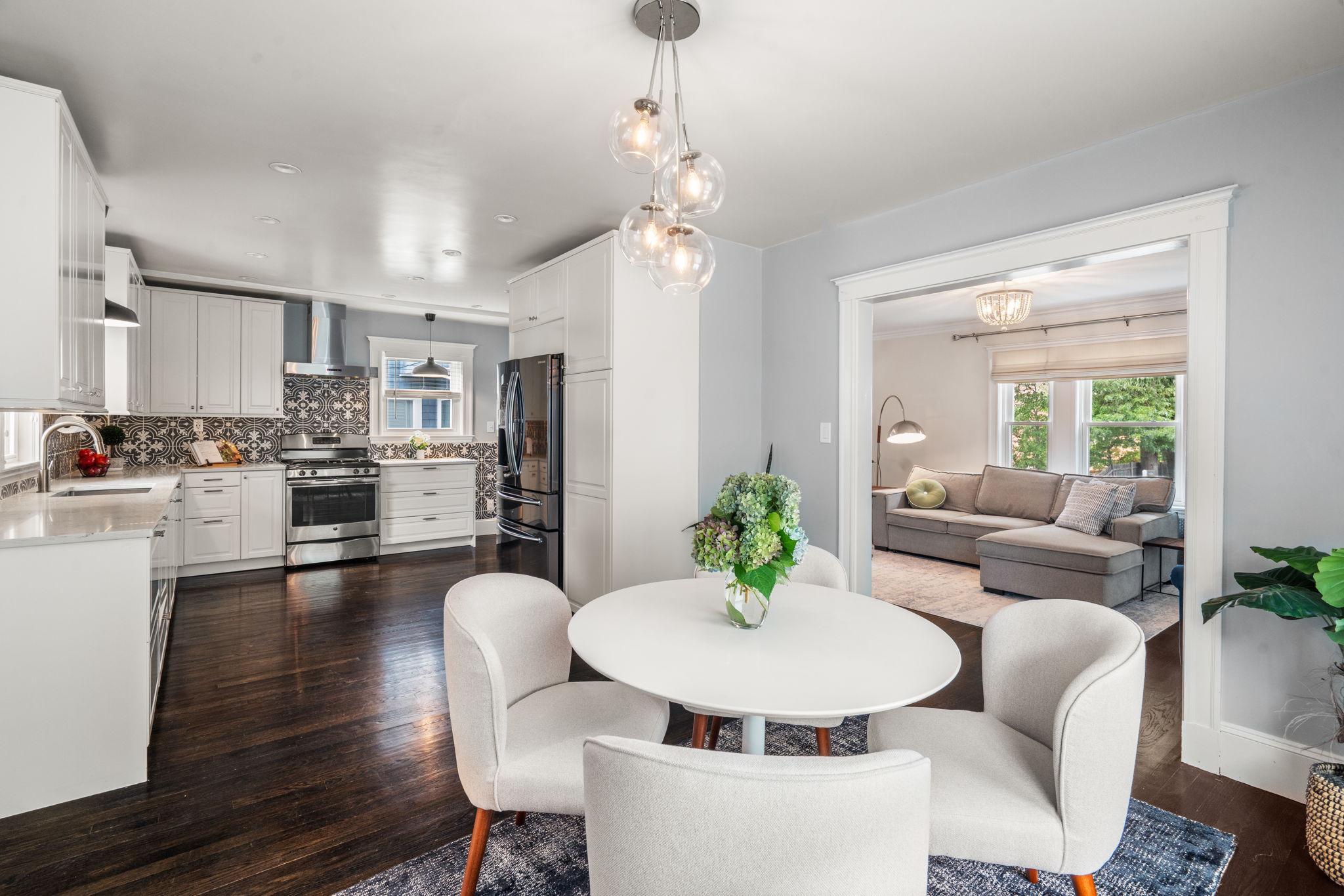 114 Greaton Road West Roxbury, MA 02132 - Photo 5 of 25 Gallery Image 5