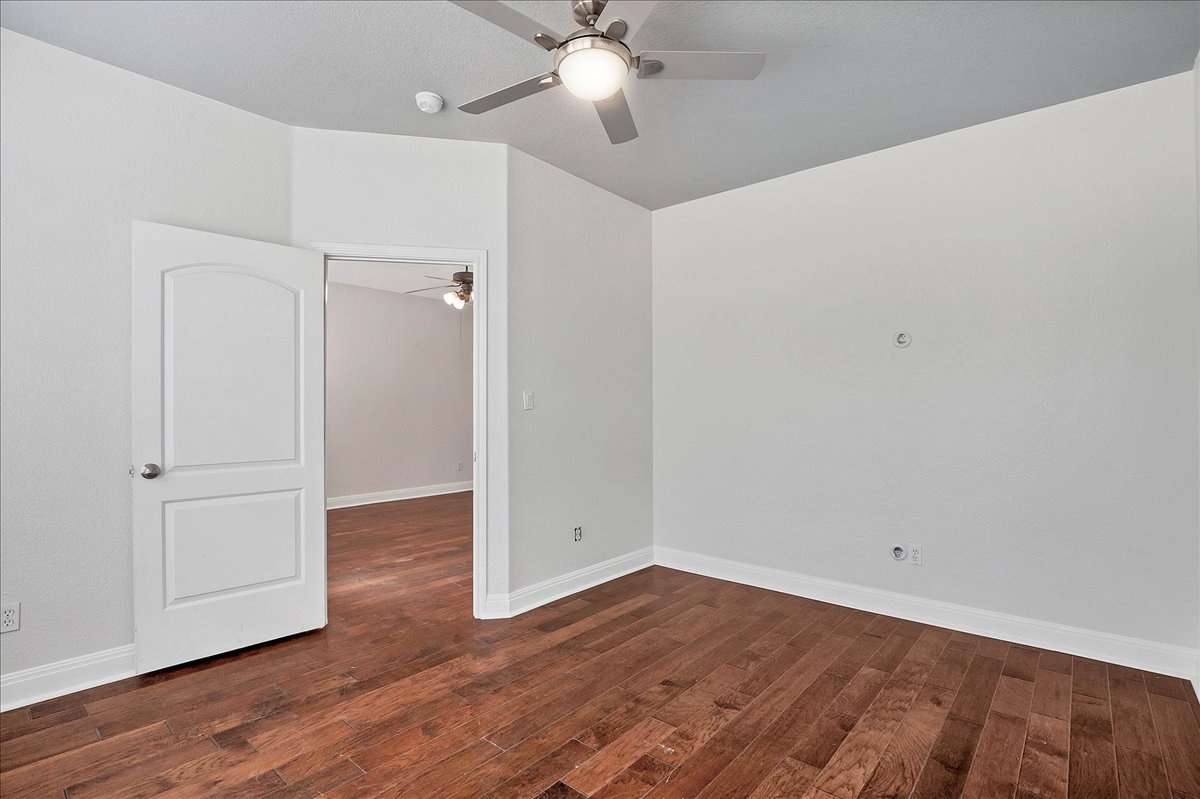 114 Aria Ridge, Unit 802 Lakeway, TX 78738 - Photo 24 of 30