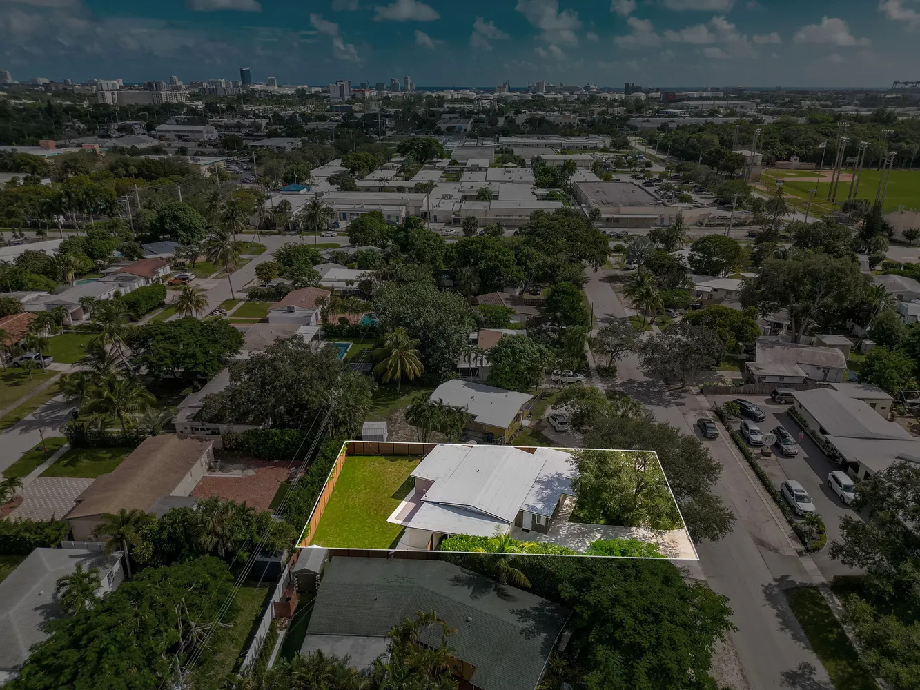 $599,900 | 823 Southwest 27th Street, Fort Lauderdale, FL 33315