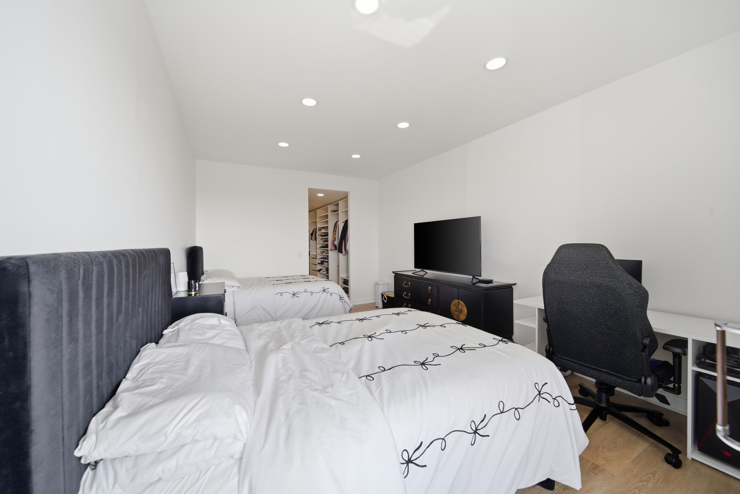 6101 Edsall Road, Unit 1805 Alexandria, VA 22304 - Photo 43 of 49 Gallery Image 43