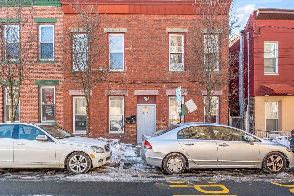 $2,600 | 549 9th Street, Unit 1L, Union City, NJ 07087