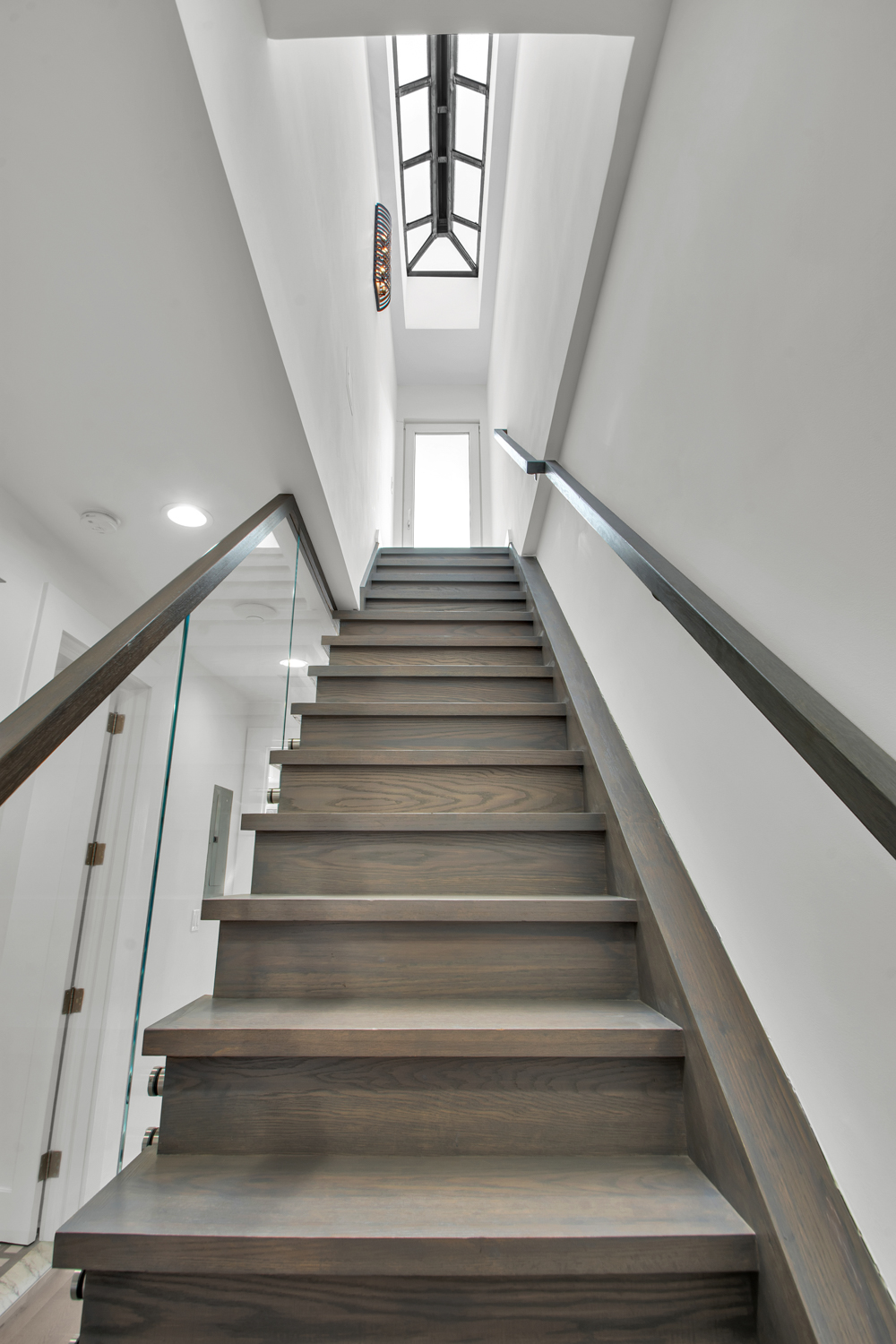 208 West 122nd Street Manhattan, NY 10027 - Photo 13 of 22 a view of entryway