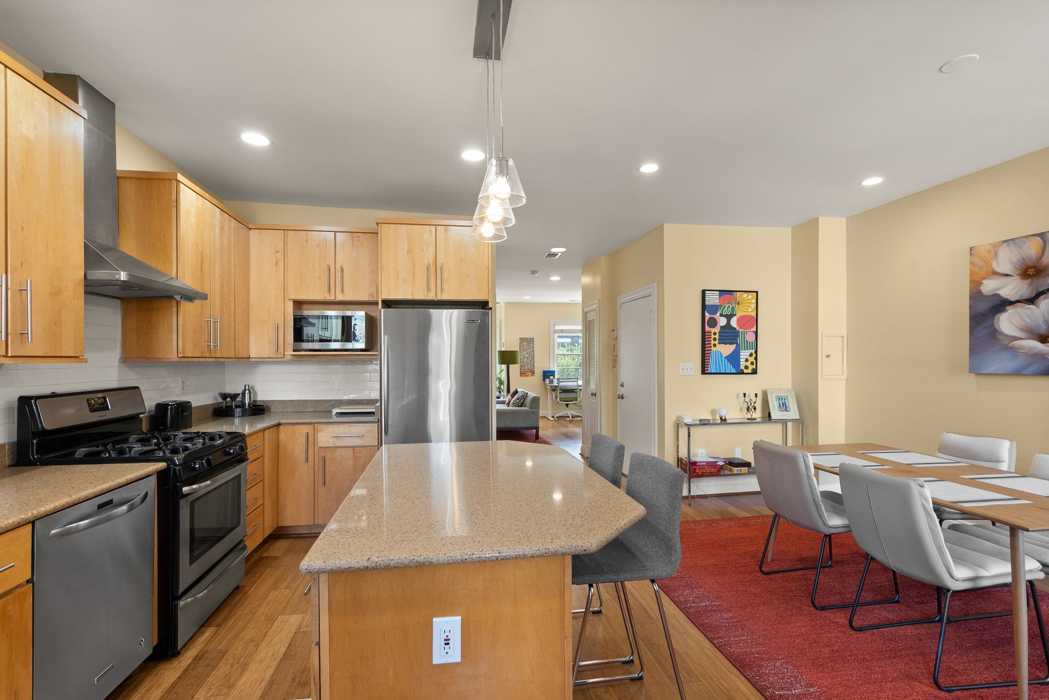 1335 Harvard Street Northwest, Unit PH2 Washington, DC 20009 - Photo 11 of 35