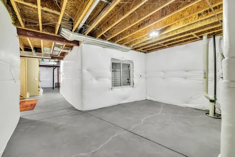 $850,000 | 10849 Huntwick Street, Highlands Ranch, CO 80130