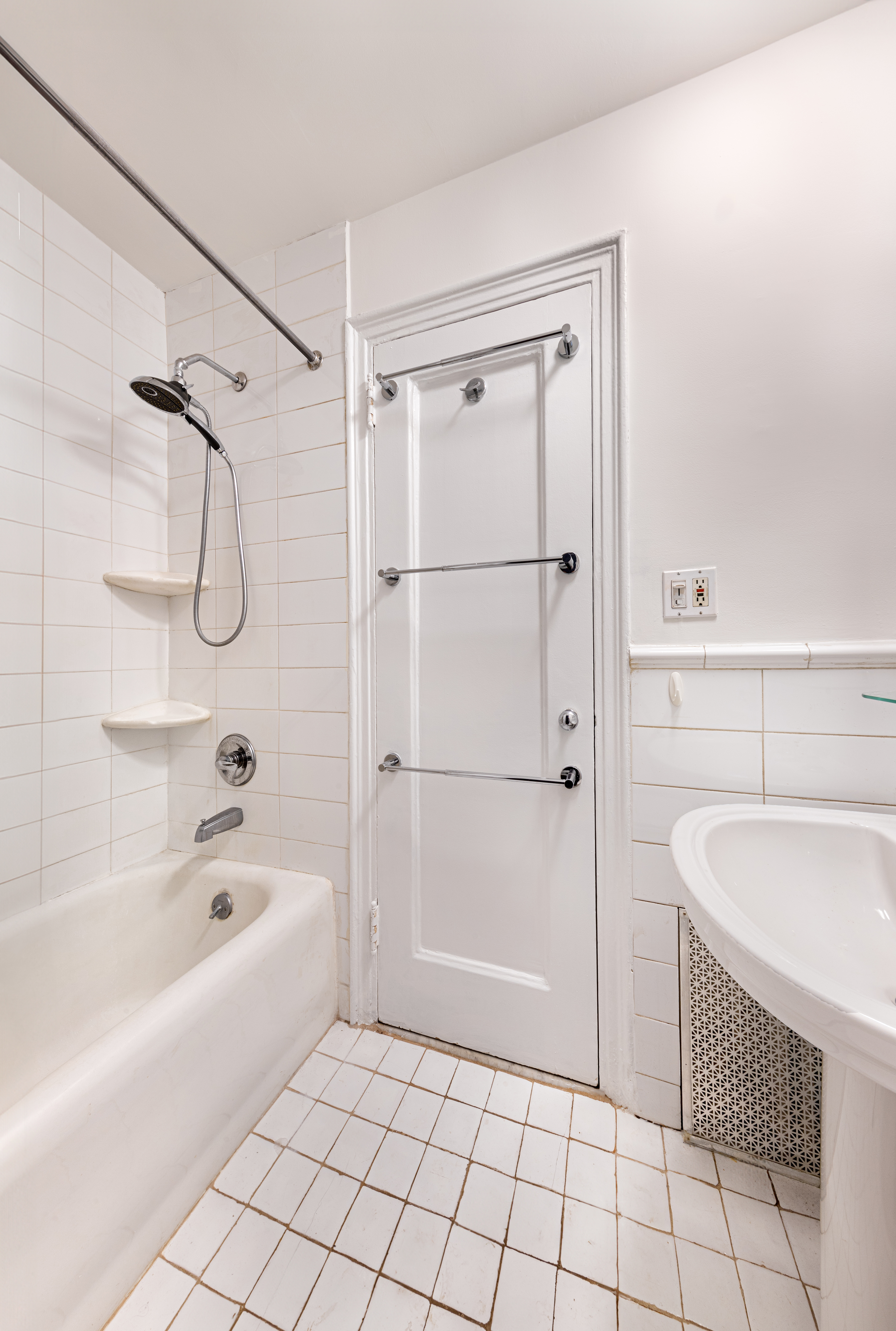 55 Park Avenue, Unit 4EAST Manhattan, NY 10016 - Photo 4 of 6