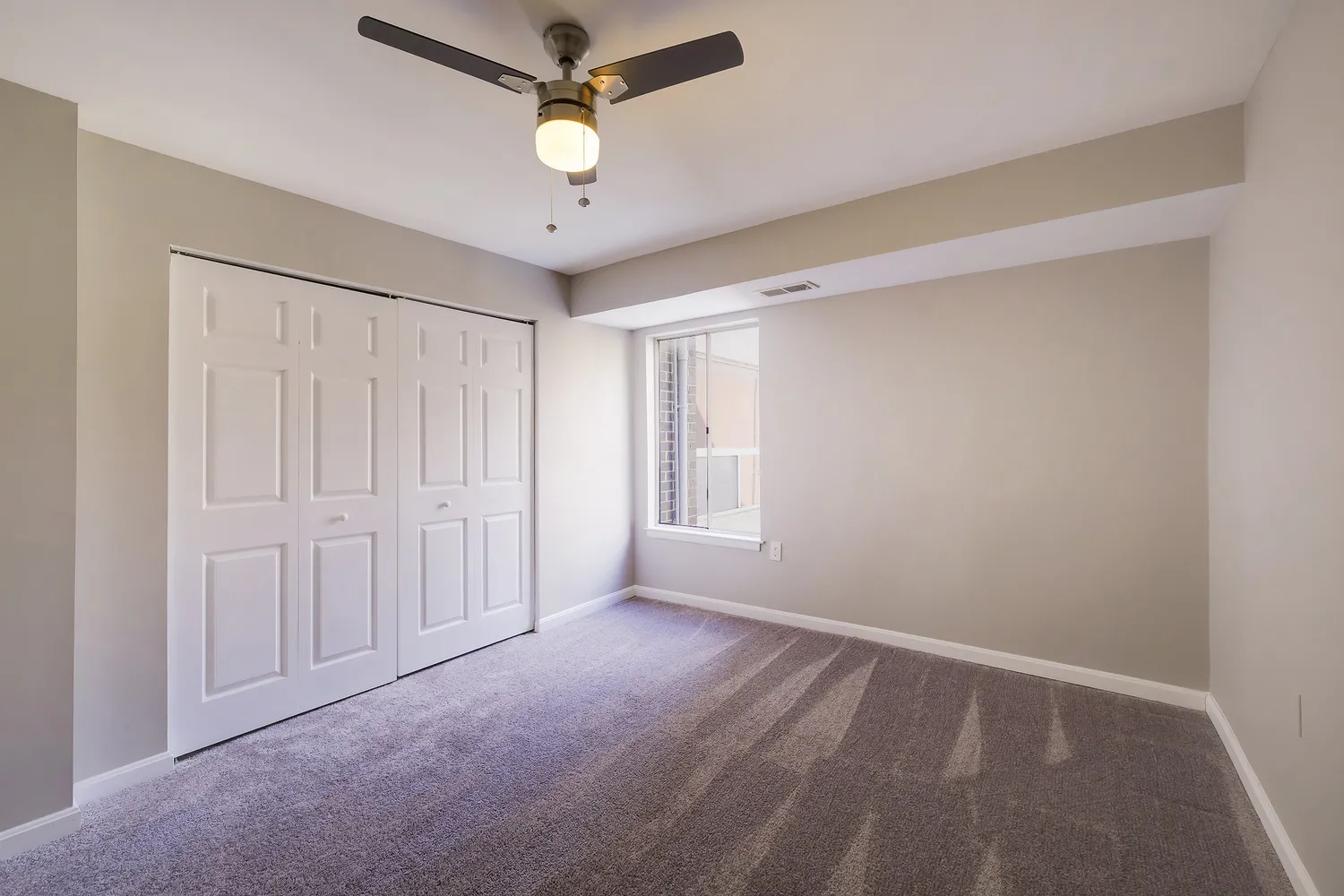 $240,000 | 7728 Hanover Parkway, Unit 203, Greenbelt, MD 20770