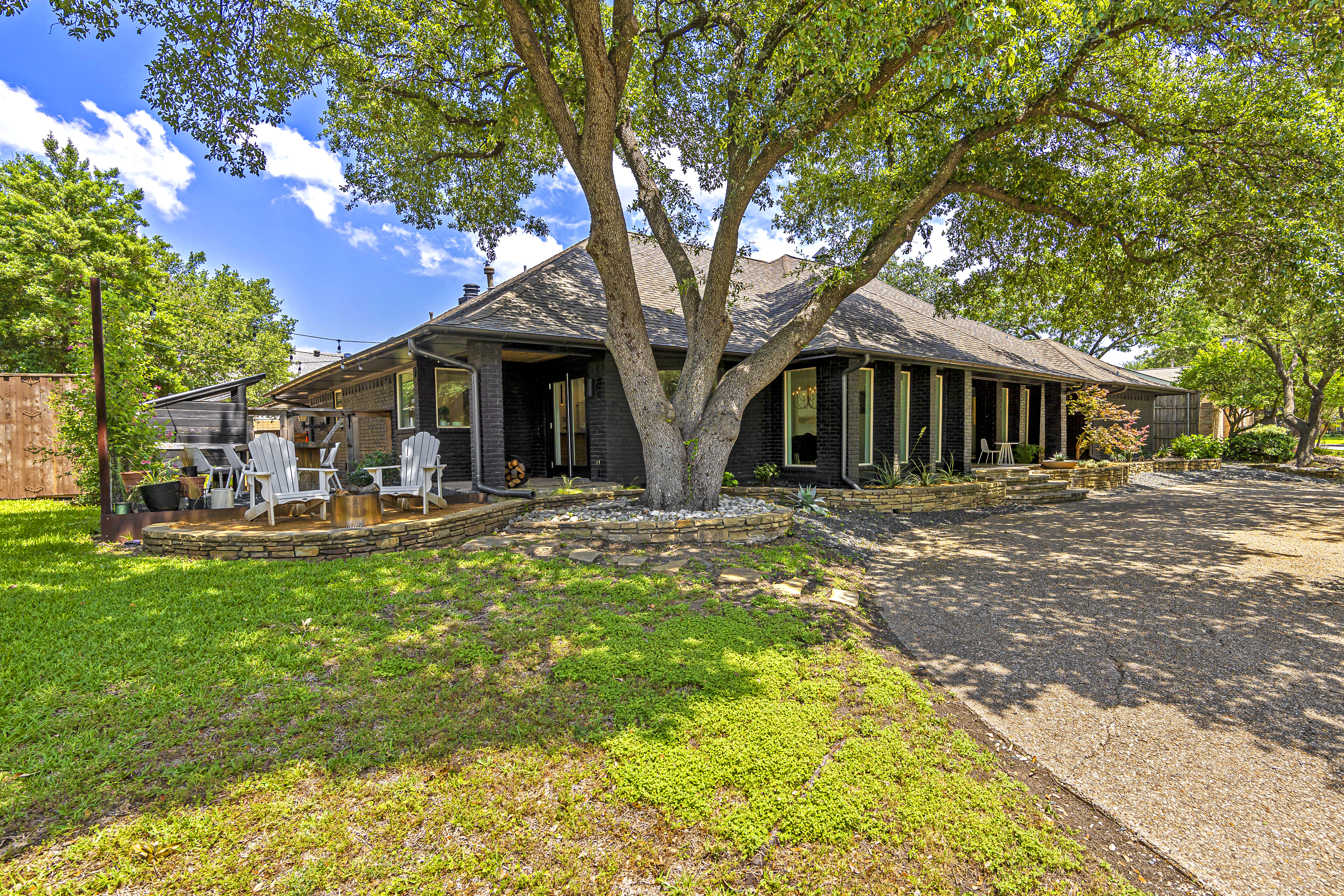 16424 Fallkirk Drive Dallas, TX 75248 - Photo 28 of 36