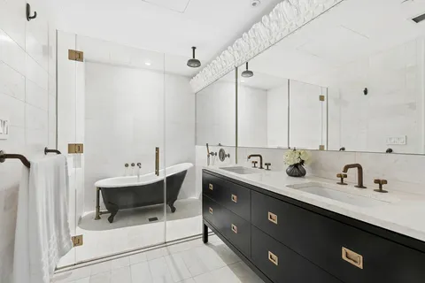 $4,350,000 | 93 Worth Street, Unit 1006 | TriBeCa