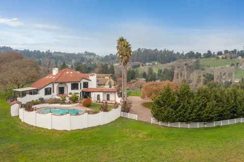 $2,375,000 | 3336 Bloomfield Road, Sebastopol, CA 95472