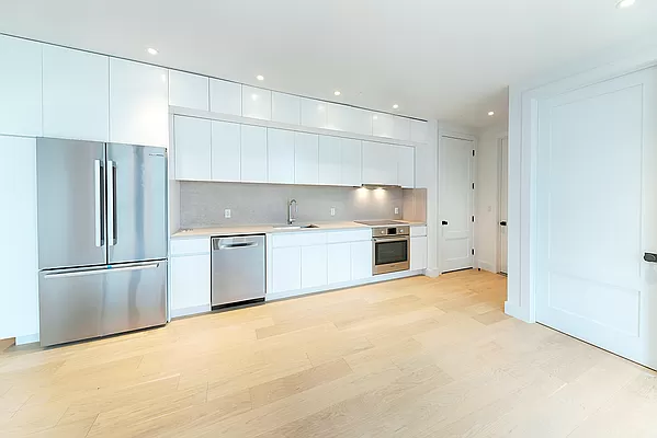 112 Fleet Place, Unit 8B Brooklyn, NY 11201 - Photo 5 of 26