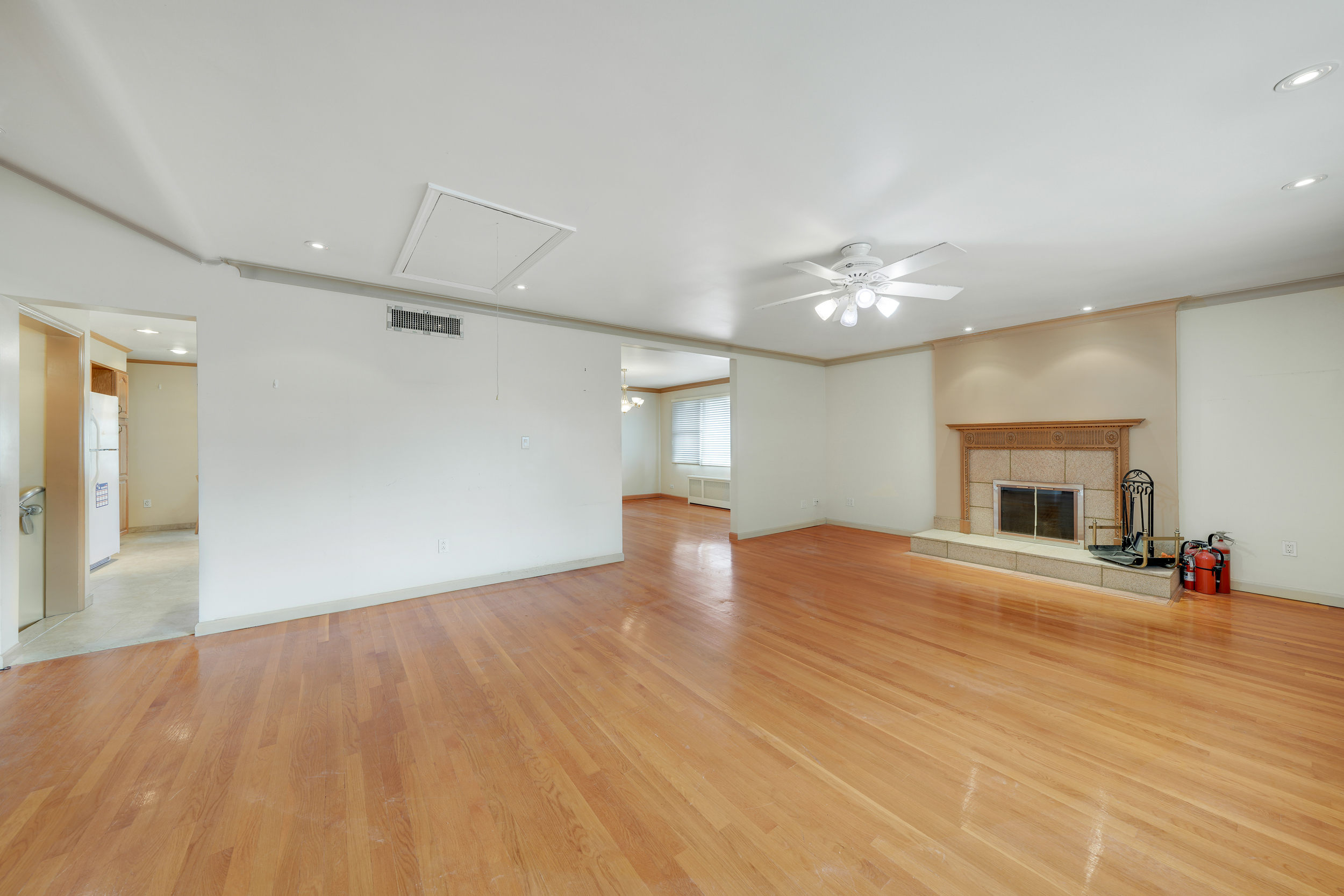 1575 64th Street Brooklyn, NY 11219 - Photo 9 of 23 Gallery Image 9