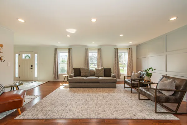 $1,200,000 | 142 Crescent Road, Florham Park, NJ 07932